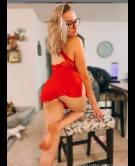 Elizabeth Castravet
