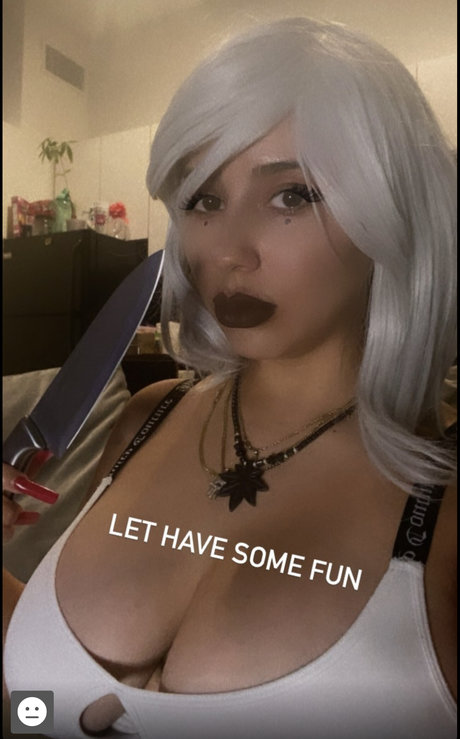 Roxiieefoxxx