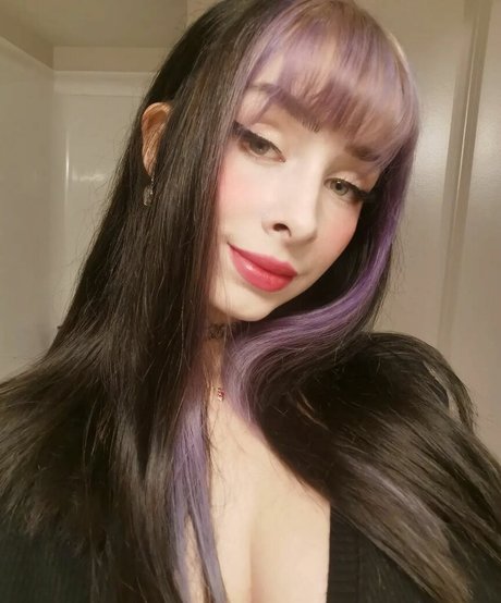 Foto desnuda filtrada de OnlyFans de Mizzy Cyn