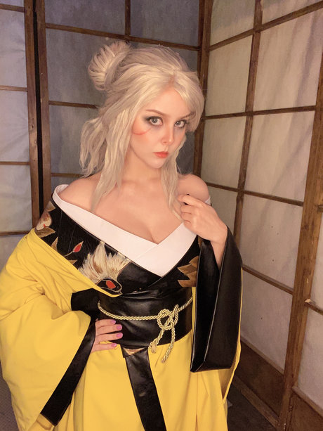 Helly Valentine