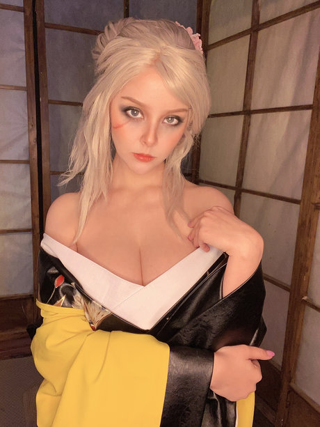 Helly Valentine