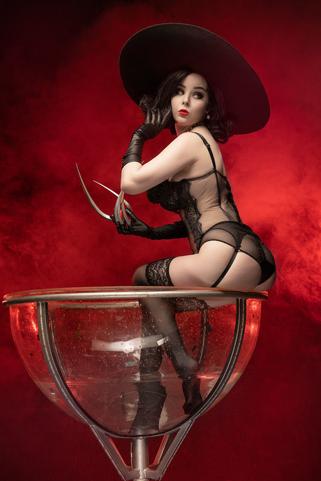Helly Valentine