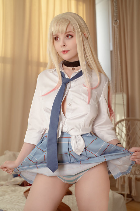 Helly Valentine