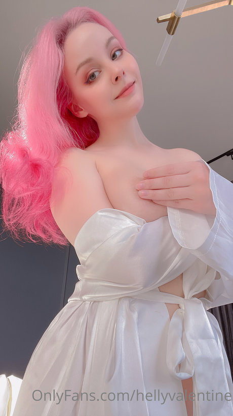 Helly Valentine