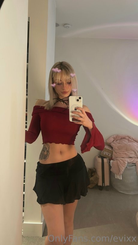 Olivia Evi Plant