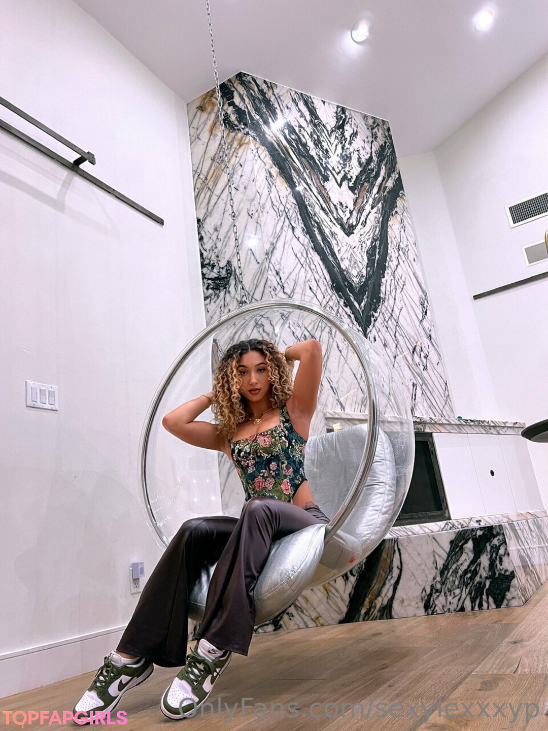 Foto desnuda filtrada de OnlyFans de Sexylexxxy #266 Foto desnuda filtrada de OnlyFans de Sexylexxxy #266