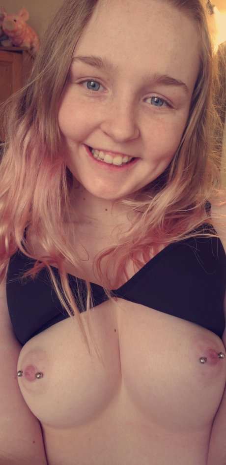Foto desnuda filtrada de OnlyFans de Slutnut Chestnut