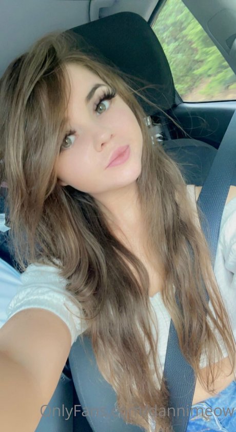 Danni Meow