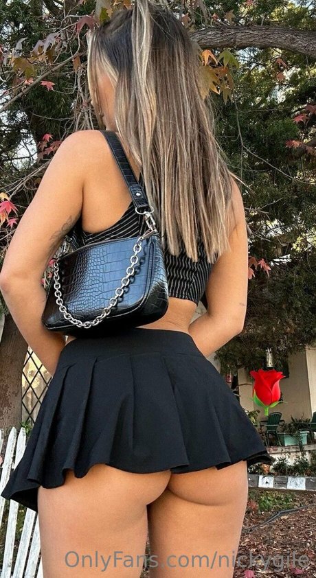 Foto desnuda filtrada de OnlyFans de Nicky Gile