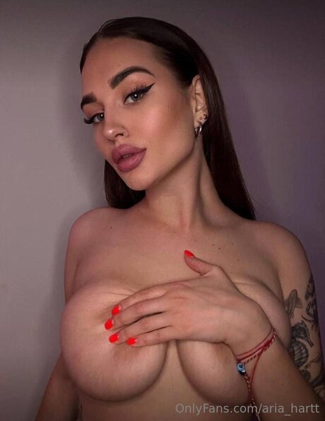Foto desnuda filtrada de OnlyFans de Aria Hartt