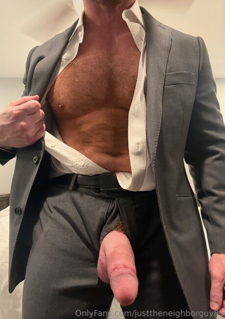 Foto desnuda filtrada de OnlyFans de Justtheneighborguy85
