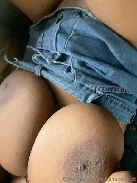 Foto desnuda filtrada de OnlyFans de Milkshakethirst