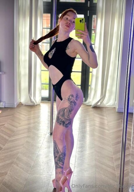 Foto desnuda filtrada de OnlyFans de Alic3baby