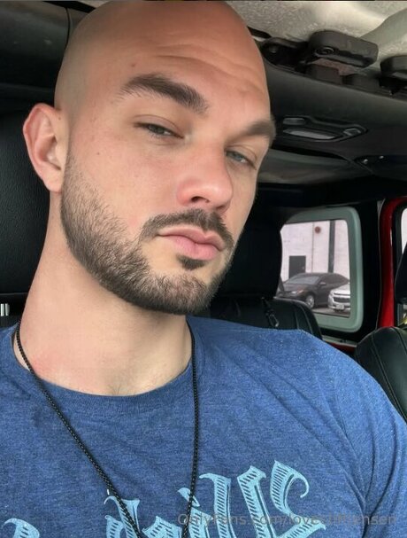 Foto desnuda filtrada de OnlyFans de Lovecliffjensen