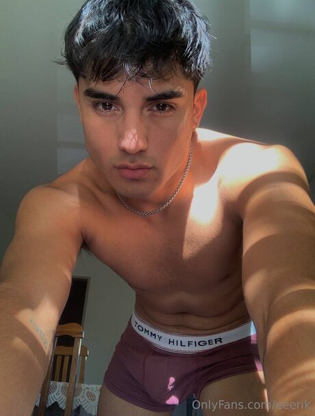 Foto desnuda filtrada de OnlyFans de Eeerik