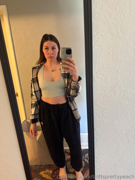 Foto desnuda filtrada de OnlyFans de Brittsprettypeach
