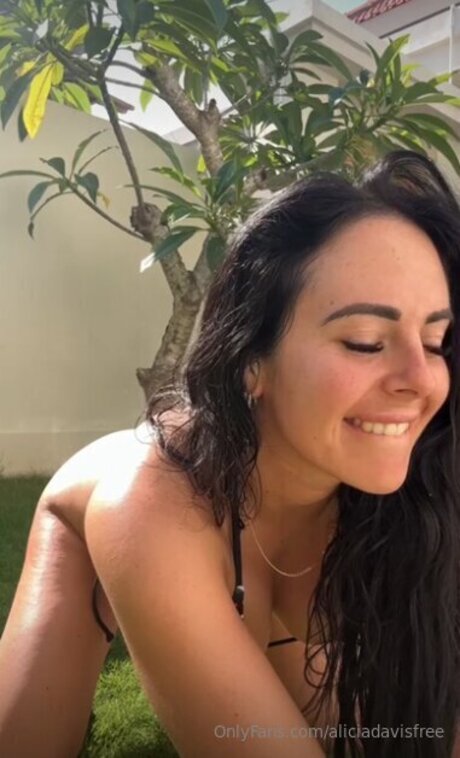 Foto desnuda filtrada de OnlyFans de Aliciadavisfree