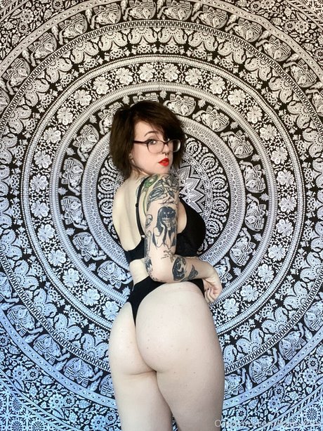 Kaiju_rose