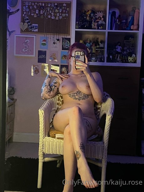 Kaiju_rose