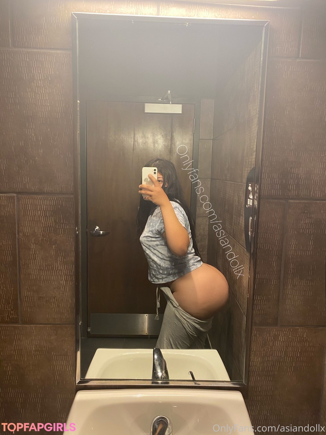 Foto desnuda filtrada de OnlyFans de Asiandollx #57 Foto desnuda filtrada de OnlyFans de Asiandollx #57