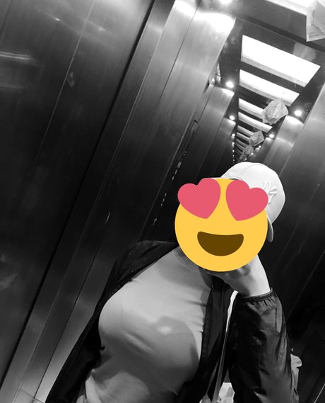 Foto desnuda filtrada de OnlyFans de Siskaeee