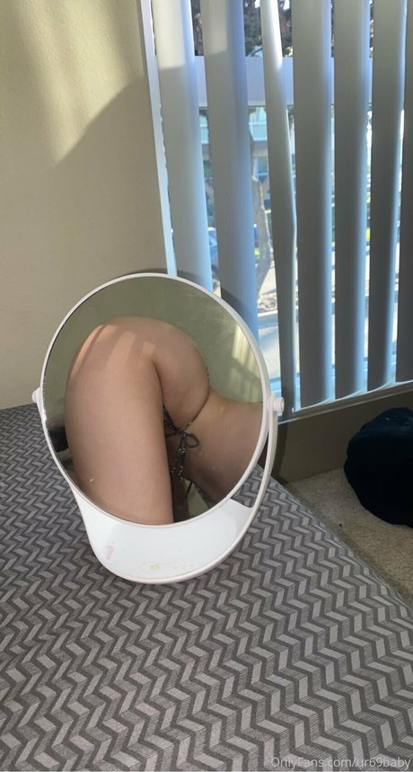 Foto desnuda filtrada de OnlyFans de Av