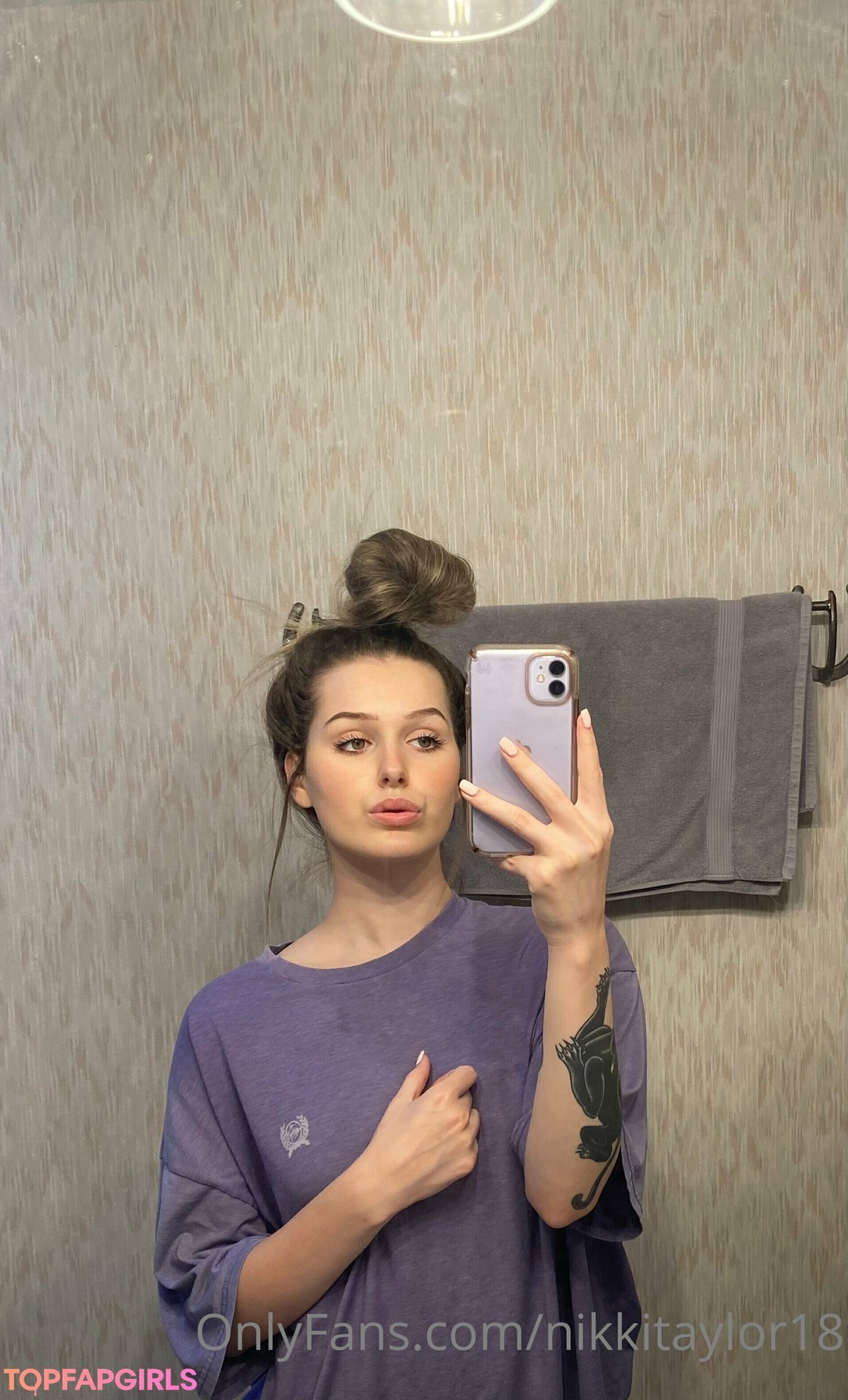 Foto desnuda filtrada de OnlyFans de Sophomore Jordan #10 Foto desnuda filtrada de OnlyFans de Sophomore Jordan #10