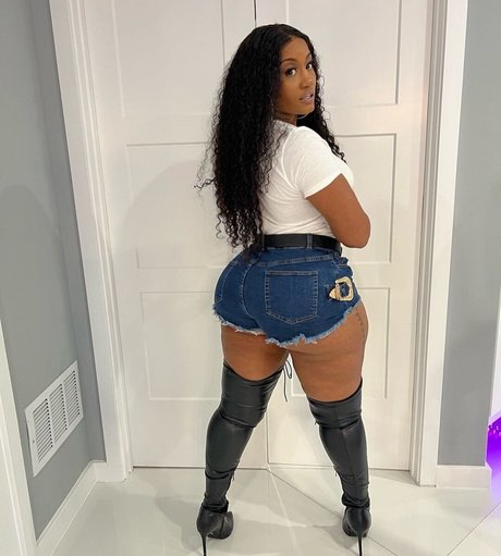 Foto desnuda filtrada de OnlyFans de Jhonni Blaze
