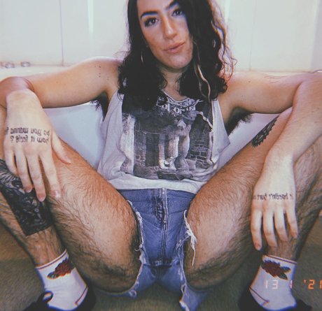 Foto desnuda filtrada de OnlyFans de Olive Wren