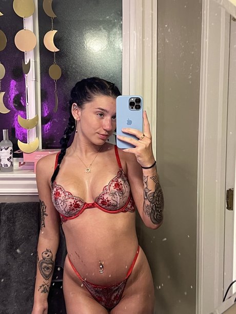 Foto desnuda filtrada de OnlyFans de Natalie Rain