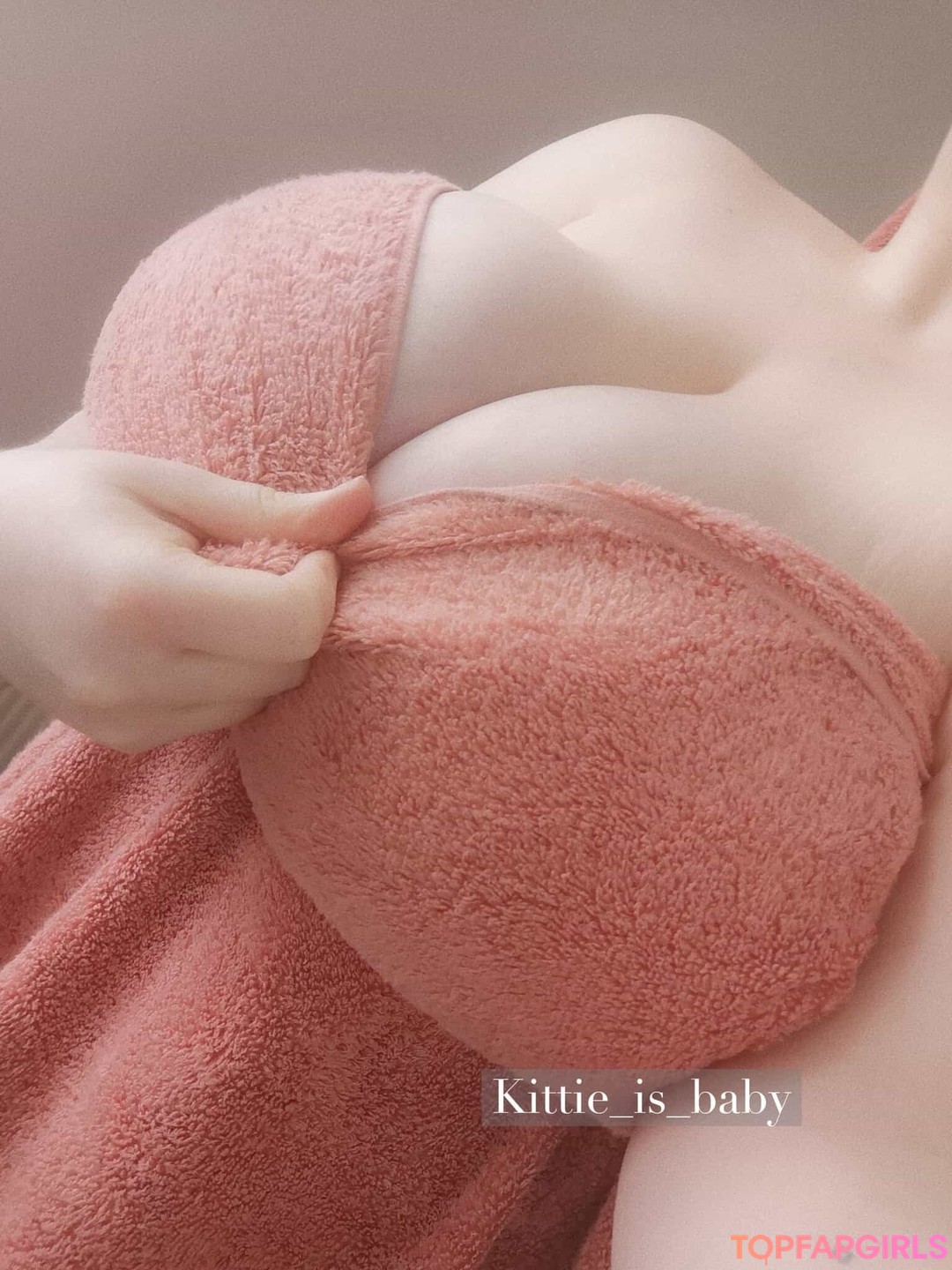 Foto desnuda filtrada de OnlyFans de Kittie Is Baby #14 Foto desnuda filtrada de OnlyFans de Kittie Is Baby #14