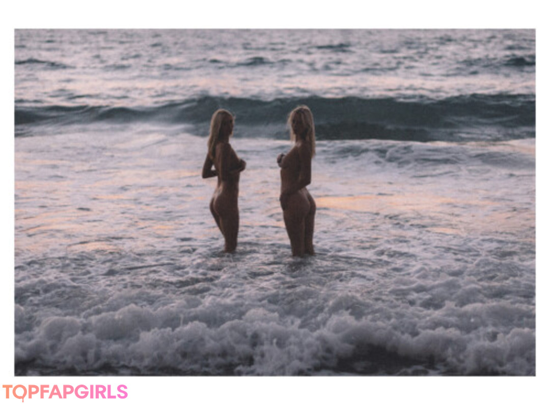Foto desnuda filtrada de OnlyFans de onlytwinz #204