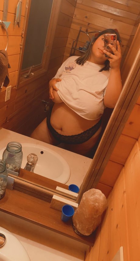 Bbw Essence Xoxo