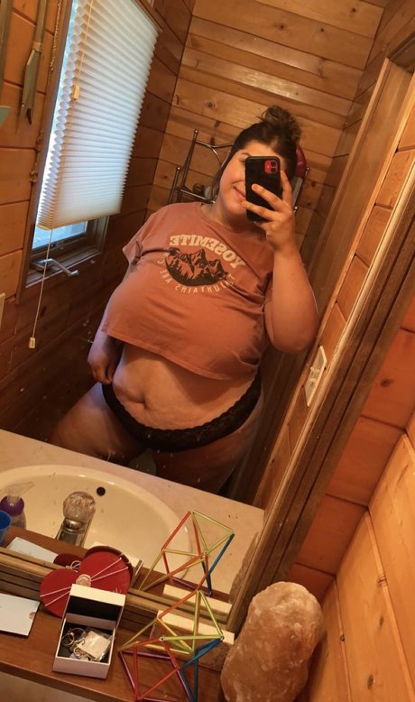Bbw Essence Xoxo