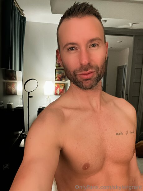 Foto desnuda filtrada de OnlyFans de Skylergrant