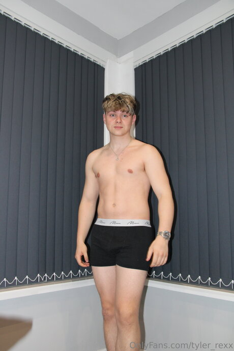 Foto desnuda filtrada de OnlyFans de Tyler Rexx