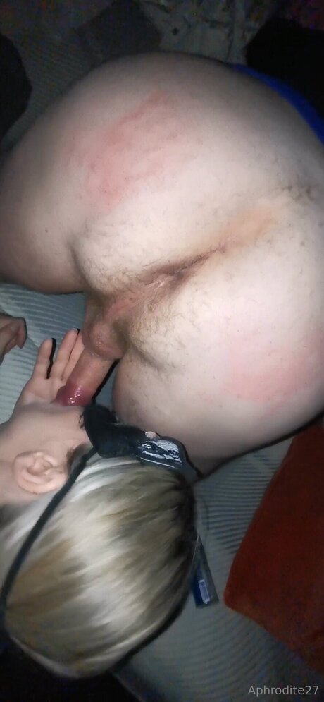 Foto desnuda filtrada de OnlyFans de Aphrodite27