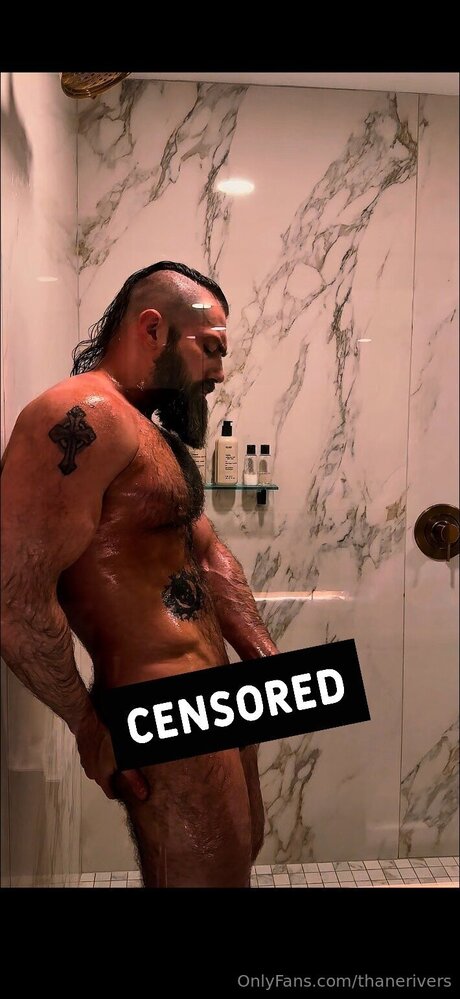 Foto desnuda filtrada de OnlyFans de Thanerivers