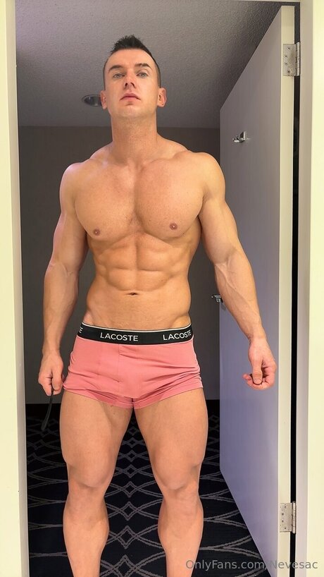 Foto desnuda filtrada de OnlyFans de Nevesac1