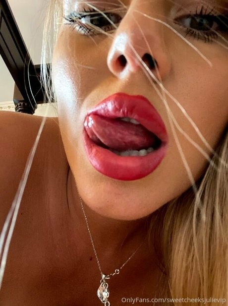 Foto desnuda filtrada de OnlyFans de Sweet Cheeks
