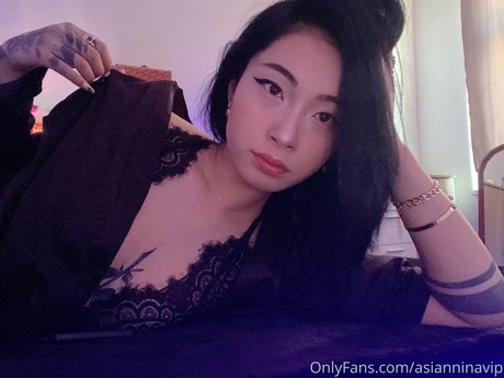 Foto desnuda filtrada de OnlyFans de Asianninavip