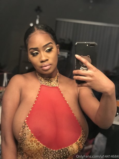 Foto desnuda filtrada de OnlyFans de Mariyah Bleu