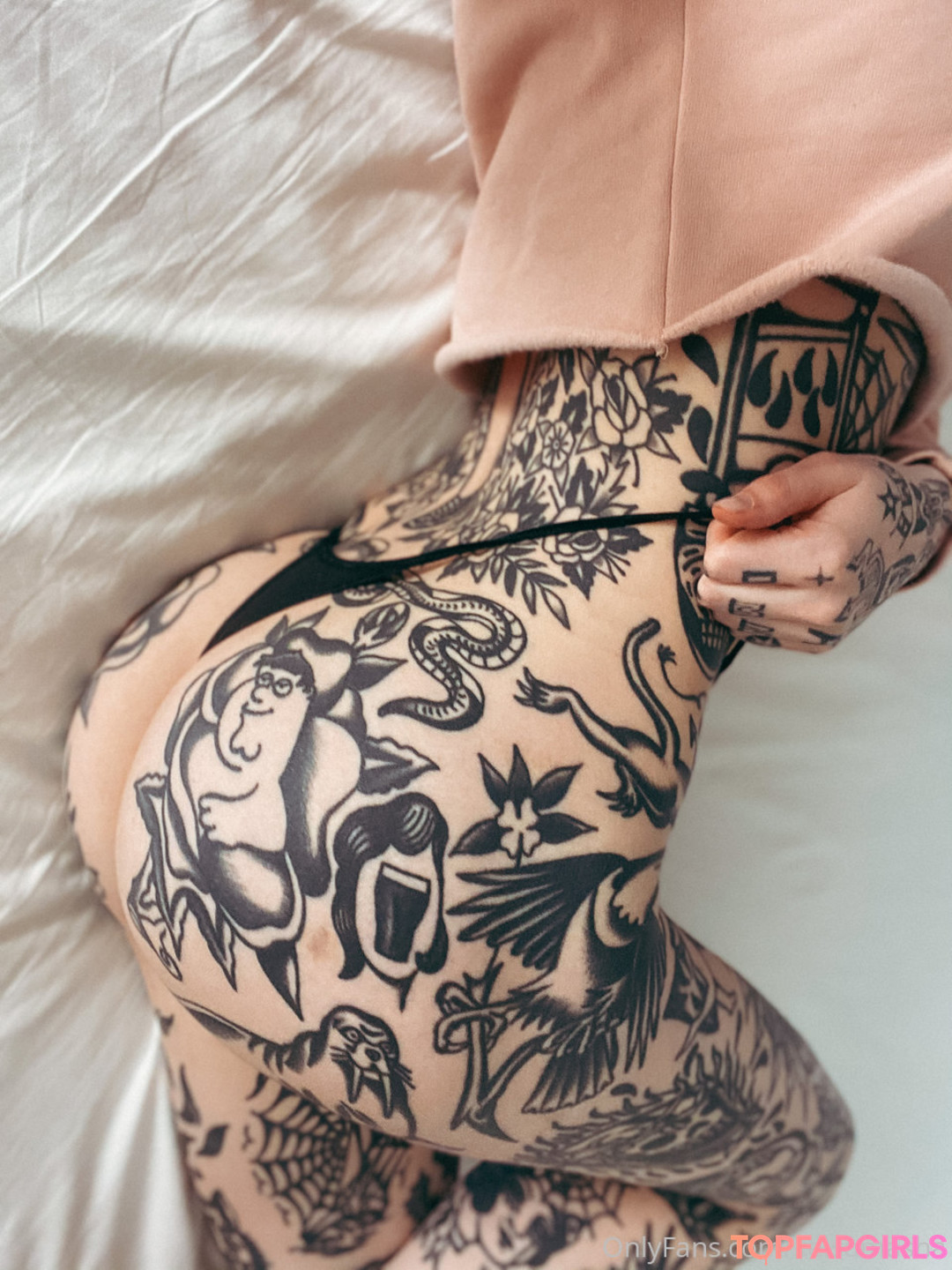 Foto desnuda filtrada de OnlyFans de Tattooed Russian #61 Foto desnuda filtrada de OnlyFans de Tattooed Russian #61