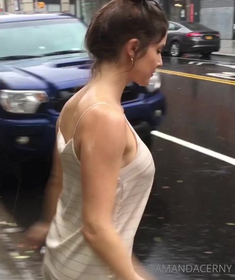 Amanda Cerny
