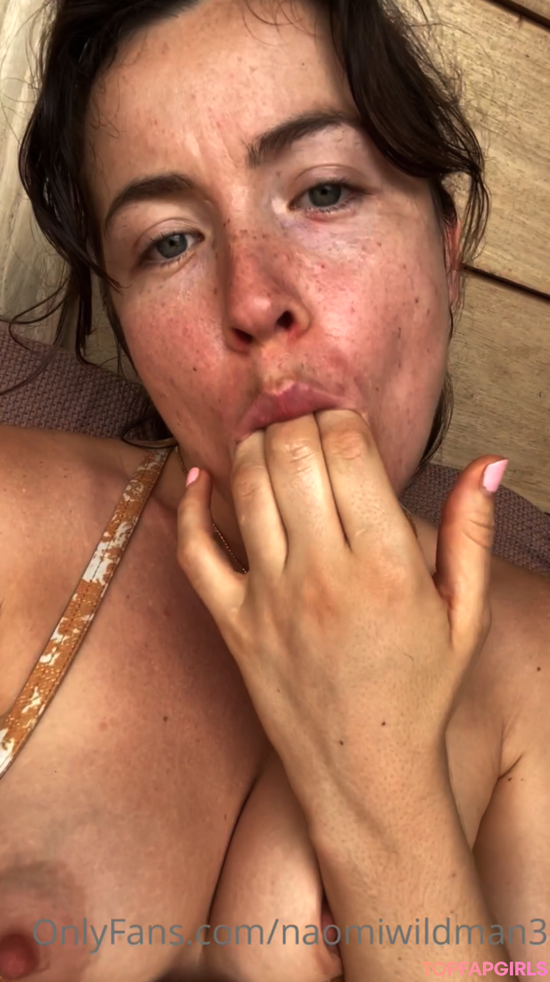 Foto desnuda filtrada de OnlyFans de Naomi Wildman #29 Foto desnuda filtrada de OnlyFans de Naomi Wildman #29