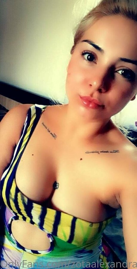 Foto desnuda filtrada de OnlyFans de Zotaalexandra