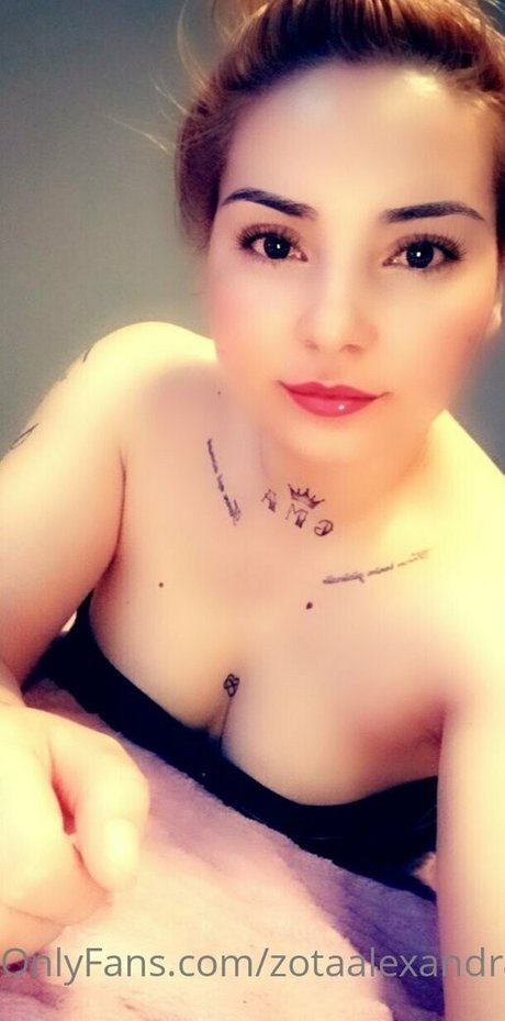 Zotaalexandra