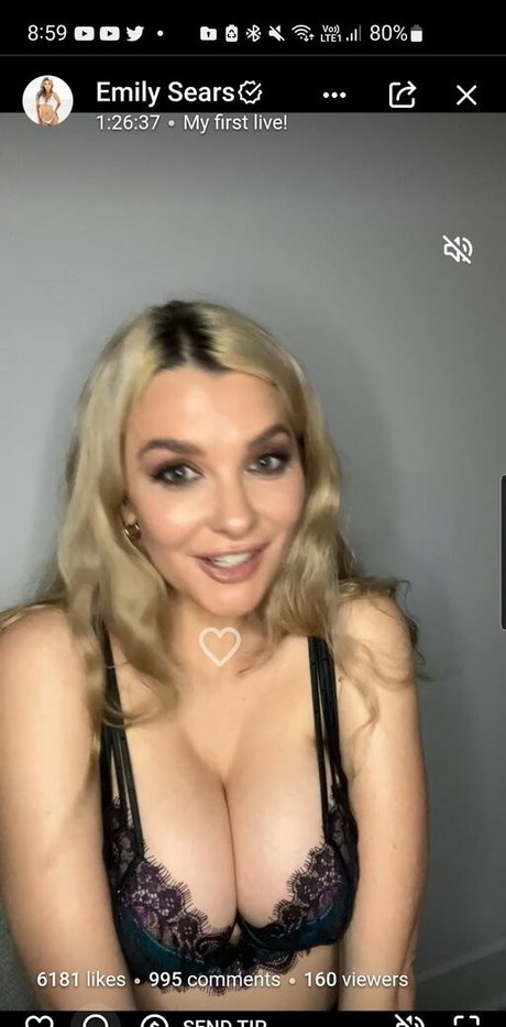 Foto desnuda filtrada de OnlyFans de Emily Sears