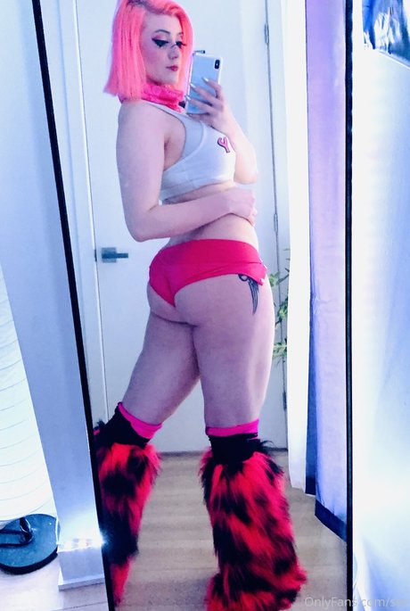 Seviria Cosplay