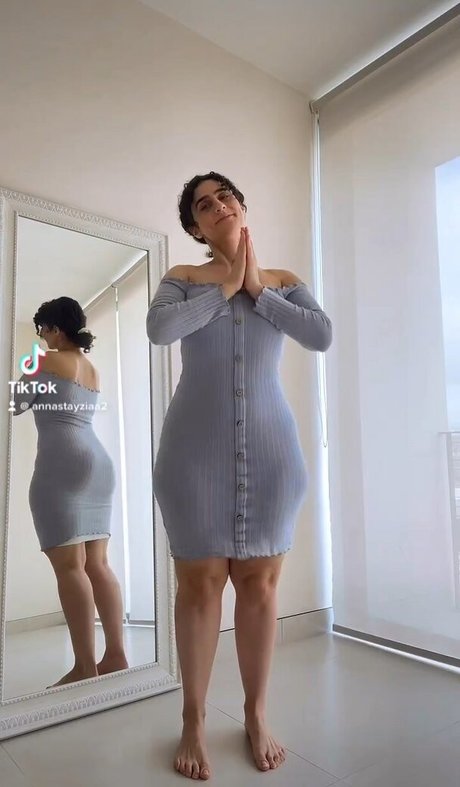 Foto desnuda filtrada de OnlyFans de Annastayziaa